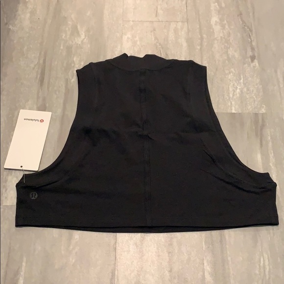 Lululemon Crop Tank - Picture 3 of 4